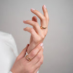 Load image into Gallery viewer, Liah's Magic Circle Ring